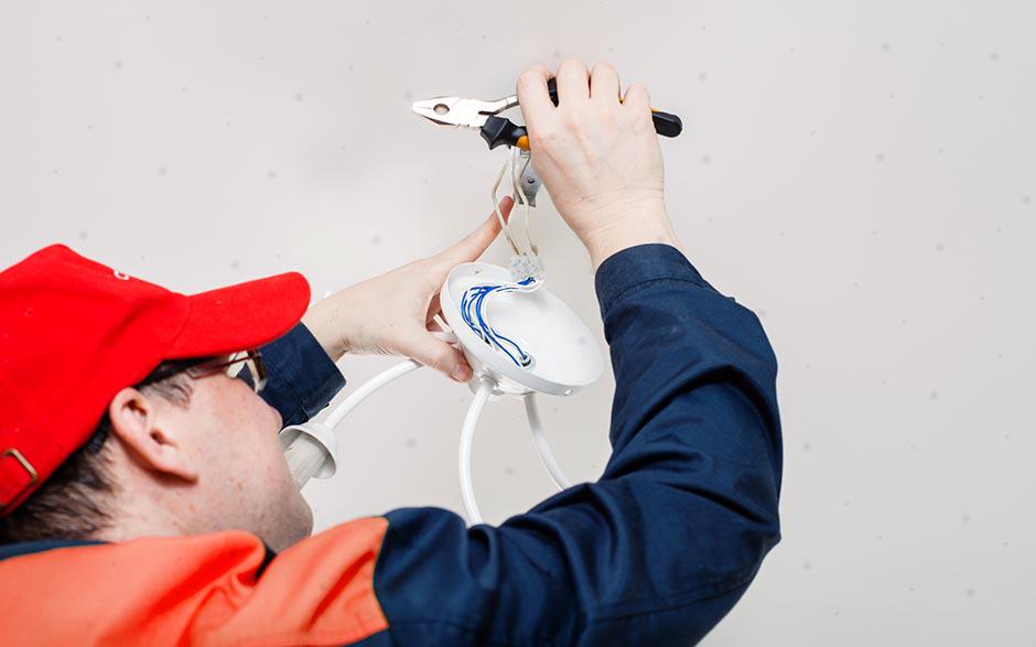 recherche électricien bâtiment Romainville
